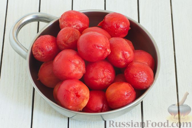 Фото приготовления рецепта: Баклажаны с помидорами, перцем и луком - шаг №8