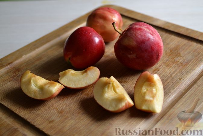 Фото приготовления рецепта: Яблочное пюре на зиму - шаг №3