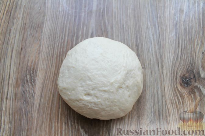 Фото приготовления рецепта: Дрожжевой хлеб на сковороде - шаг №10