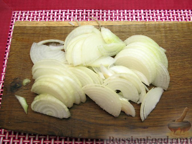 Фото приготовления рецепта: Свинина в соево-имбирном маринаде, запечённая с яблоками - шаг №8