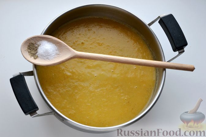Фото приготовления рецепта: Капустный суп-пюре - шаг №13