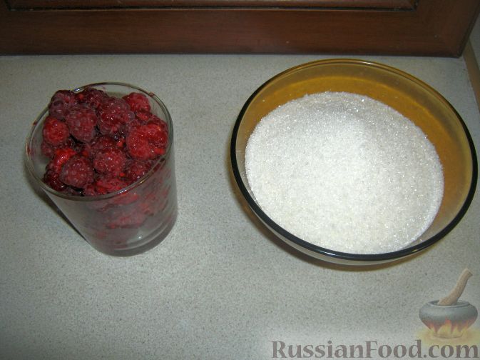 Фото приготовления рецепта: Малина с сахаром на зиму - шаг №1