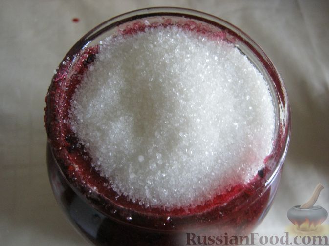 Фото приготовления рецепта: Малина с сахаром на зиму - шаг №5