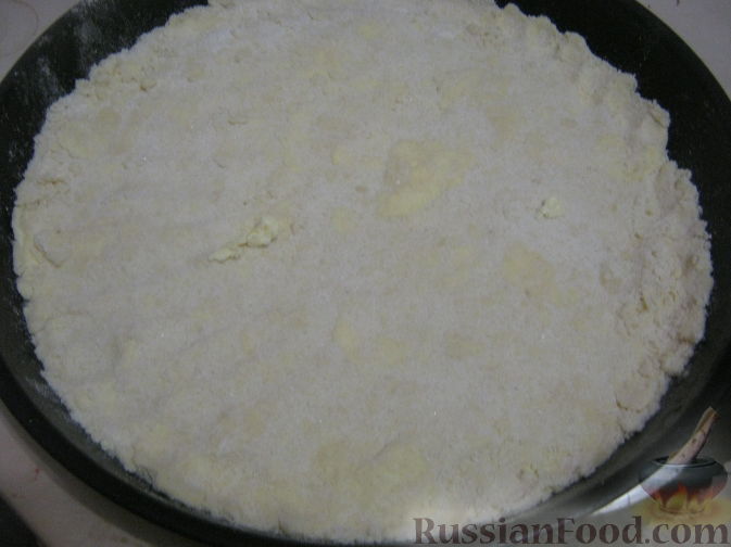 Фото приготовления рецепта: Пирог песочный с абрикосами - шаг №9