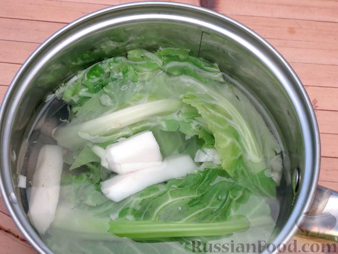 Фото приготовления рецепта: Листья цветной капусты с чесноком - шаг №3