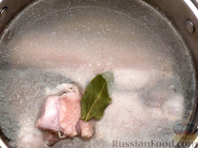 Фото приготовления рецепта: Суп "Затируха" с индейкой - шаг №2