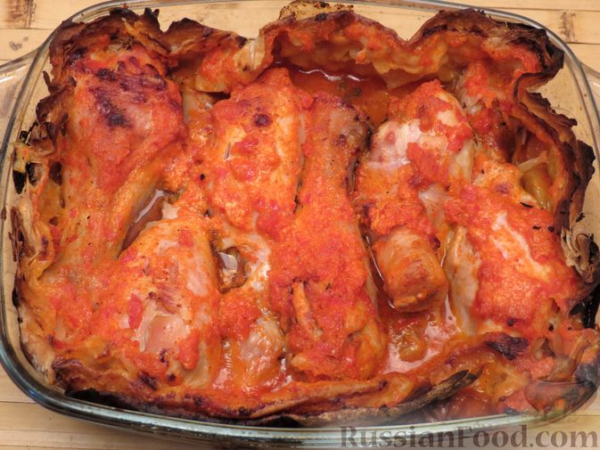 Фото приготовления рецепта: Куриные ножки, запечённые на лаваше, в соусе из кефира и сладкого перца - шаг №8