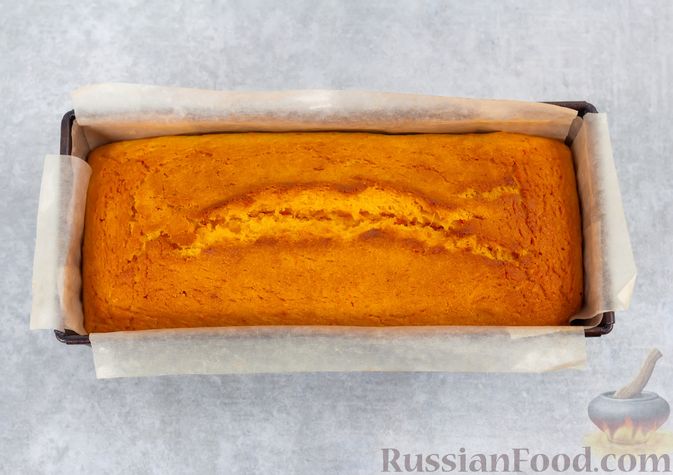Фото приготовления рецепта: Морковный манник на кефире, с рисовой мукой - шаг №11