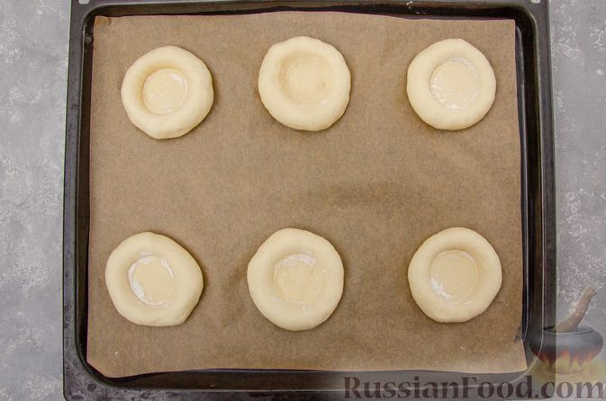 Фото приготовления рецепта: Открытые булочки с заварным кремом - шаг №18