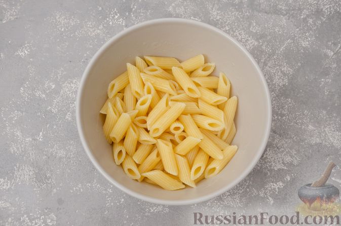 Фото приготовления рецепта: Макароны с сыром (в микроволновке) - шаг №3