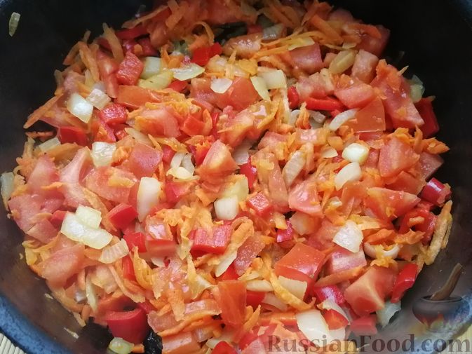 Фото приготовления рецепта: Фасолевый суп с пшеном и цветной капустой на курином бульоне - шаг №9