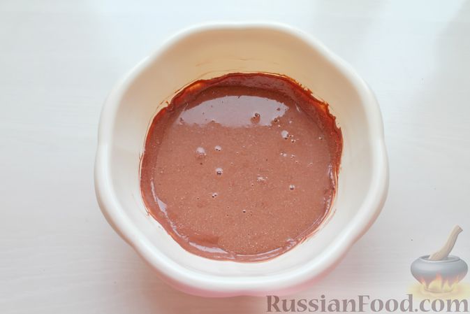 Фото приготовления рецепта: Творожно-молочное желе с какао - шаг №9