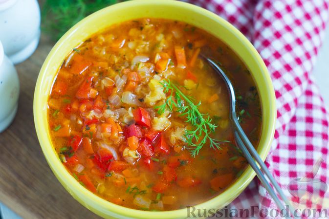 Фото приготовления рецепта: Чечевичный суп с овощами - шаг №8