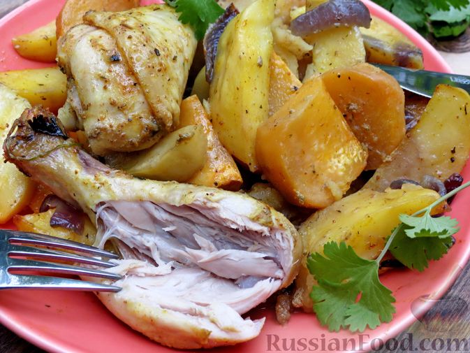 Фото приготовления рецепта: Картофель, запечённый с курицей и репой (в рукаве) - шаг №8