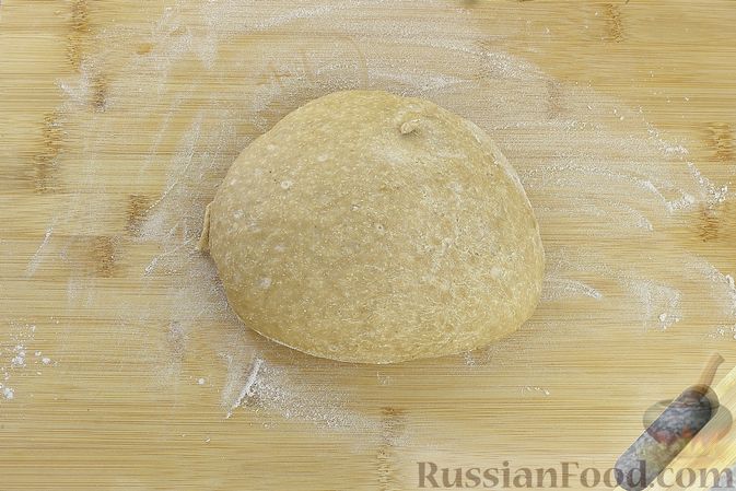 Фото приготовления рецепта: Пшенично-гречневые пирожки с зелёным луком и яйцами (в духовке) - шаг №8