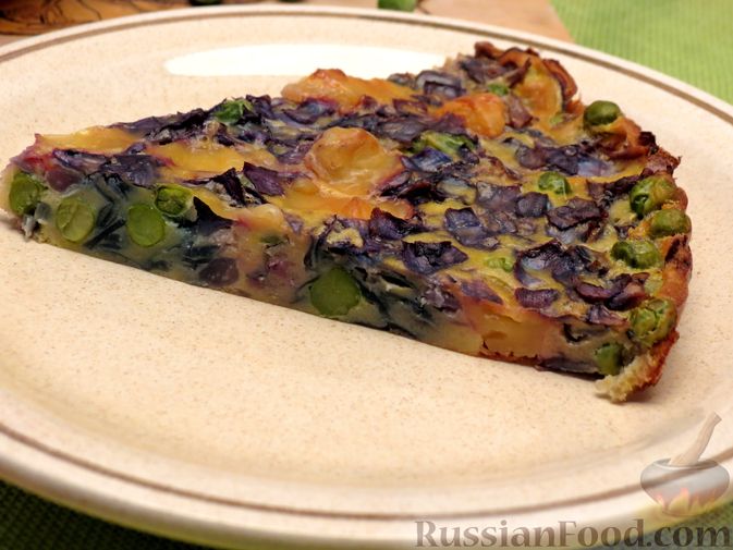 Фото приготовления рецепта: Запеканка из краснокочанной капусты с зелёным горошком и сыром - шаг №11