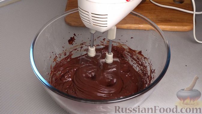 Фото приготовления рецепта: Шоколадный крем для торта - шаг №4