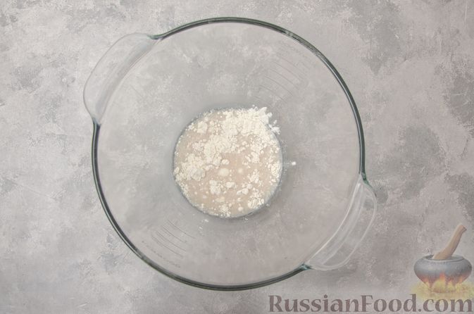Фото приготовления рецепта: Отрывной сладкий хлеб с сахарной корочкой - шаг №3