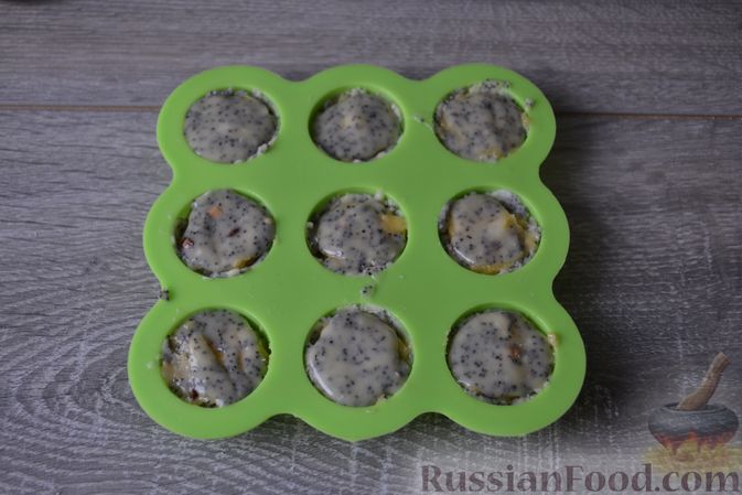 Фото приготовления рецепта: Конфеты с белым шоколадом, маком и лимонным курдом - шаг №16