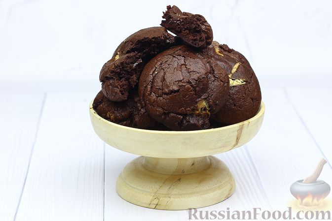 Фото изготовления рецепта: Печенье "Три шоколада" - шаг №15