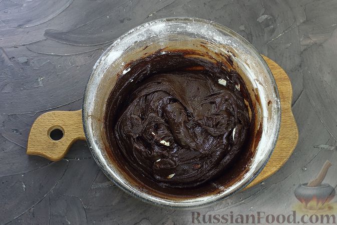 Фото изготовления рецепта: Печенье "Три шоколада" - шаг №10