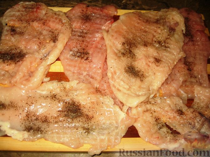 Фото приготовления рецепта: Картошка, тушенная с квашеной капустой - шаг №7