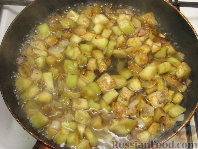 Фото приготовления рецепта: Крем-суп из баклажанов с помидорами - шаг №5