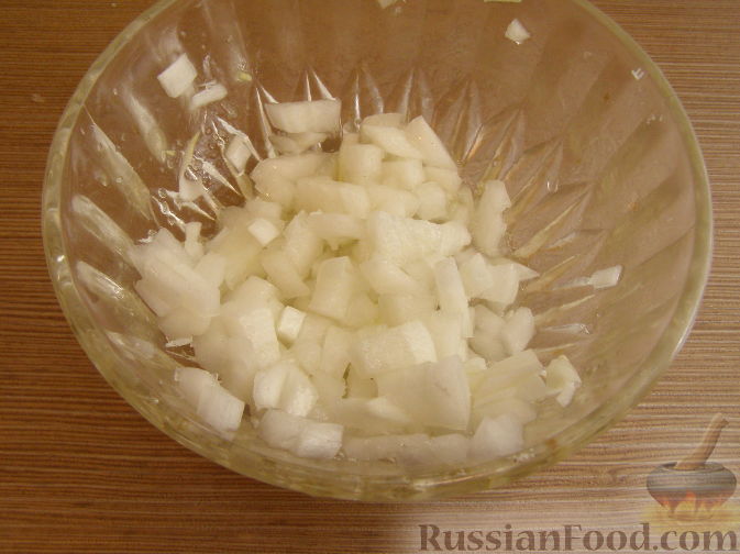 Фото приготовления рецепта: Нежный крабовый салат - шаг №3