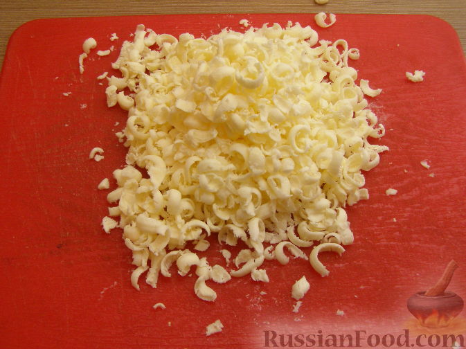 Фото приготовления рецепта: Нежный крабовый салат - шаг №4