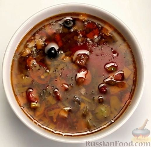 Мясная солянка в мультиварке, рецепт с фото. Готовим суп солянку с колбасой в мультиварке.