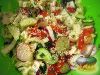 Фото к рецепту: Салат овощной с редисом и семенами кунжута
