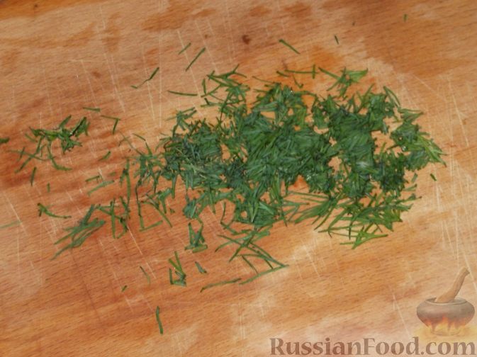 Фото приготовления рецепта: Морковная запеканка с сыром и крекерами - шаг №4