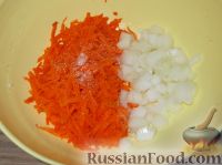 Фото приготовления рецепта: Закуска из кабачков и моркови - шаг №7