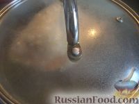 Фото приготовления рецепта: Сырный суп по‑французски, с курицей - шаг №1