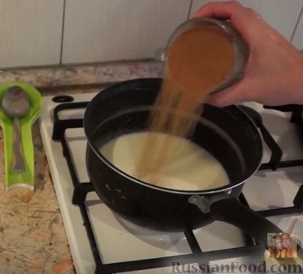 Фото приготовления рецепта: Суп со стручковой фасолью и мясными фрикадельками - шаг №17