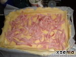 Фото приготовления рецепта: Дрожжевые пирожки-плетёнки на молоке, с мясным фаршем - шаг №15