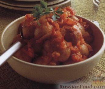 Рецепт Молодой картофель с острым томатным соусом