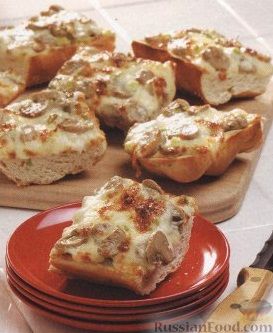 Рецепт Бутерброды из багета с грибами, сыром и зеленым луком