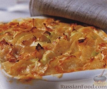 Рецепт Картофель, запеченный с луком пореем и сыром