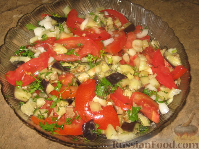 Рецепт Салат из баклажанов и помидор