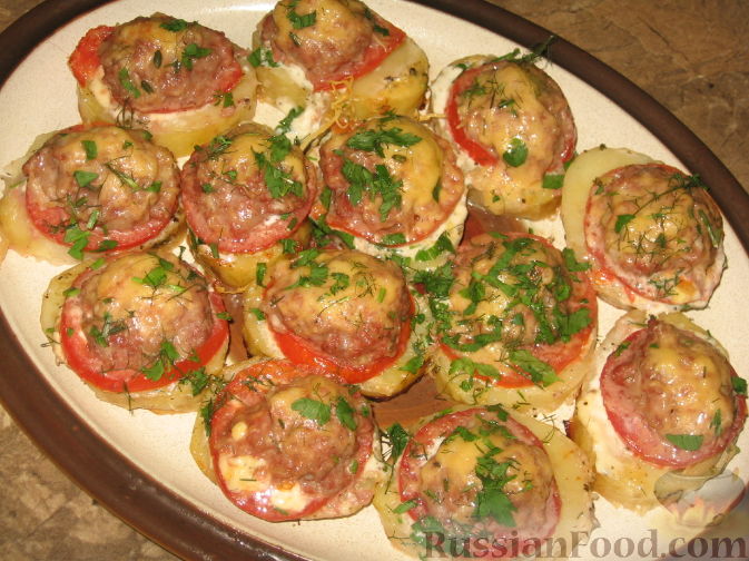 Рецепт Картофель, запеченный с мясом и помидорами