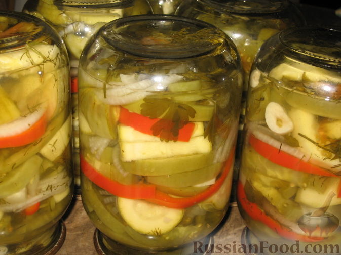 Рецепт Салат из зеленых помидоров и кабачков