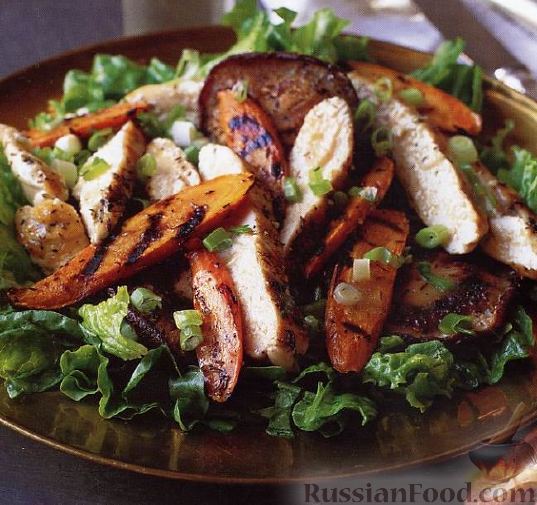 Рецепт Салат из курицы, моркови и грибов, жареных на гриле