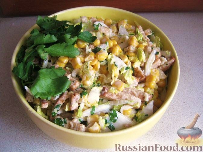 Рецепт Быстрый салат с кукурузой и сухариками