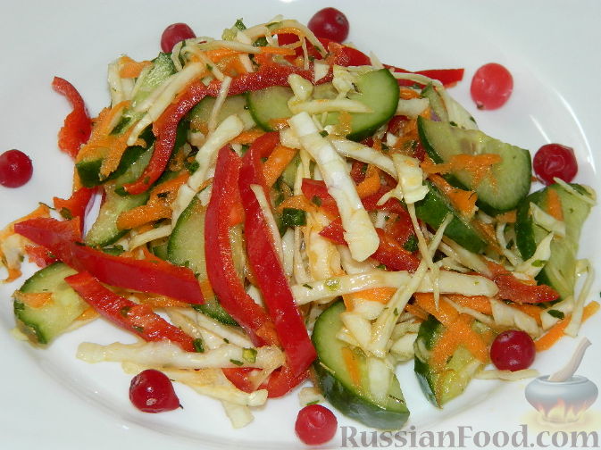 Рецепт Салат из капусты и овощей "Красотка"