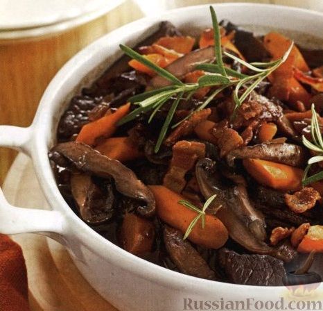 Рецепт Рагу из говядины, моркови и грибов