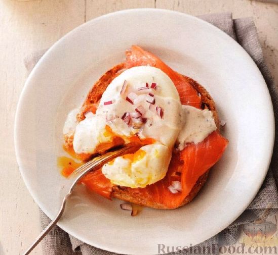 Рецепт Бургеры с лососем и яйцами-пашот