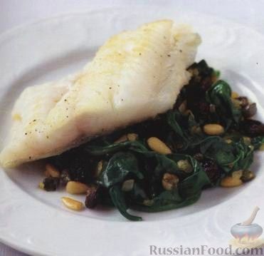 Рецепт Морская рыба со шпинатом и кедровыми орешками