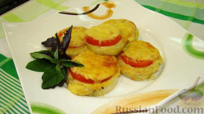 Рецепт Запеченные баклажаны с сыром и помидорами