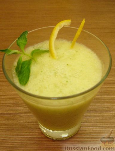 Рецепт Дынный смузи с лимоном и мятой